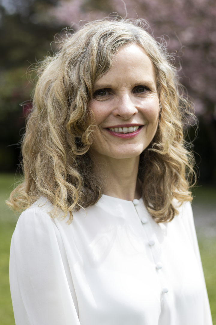 Caroline Parry